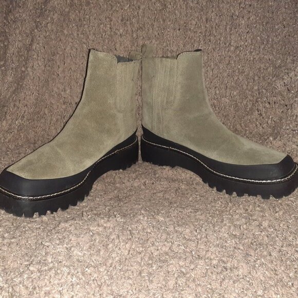 CASLON-Betsey Ankle Boot-Gray/Taupe Suede-Water Resistant-Sz 10/10.5-Excellent - Picture 4 of 8